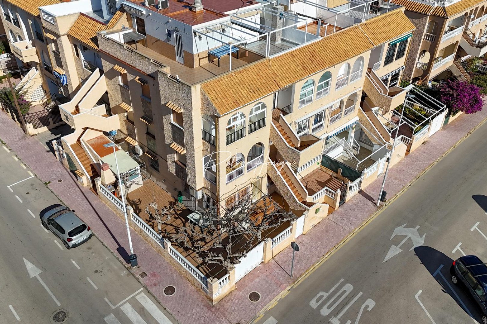 Til Salgs - Bungalow - Torrevieja - La Mata