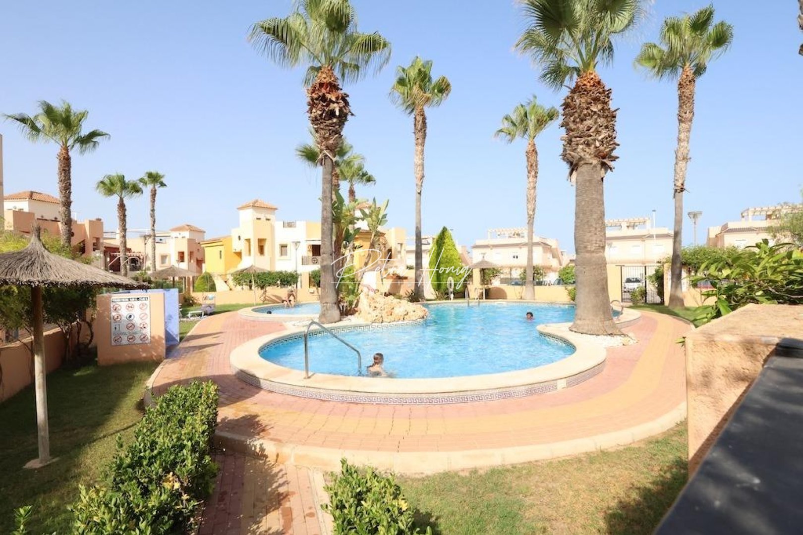 Til Salgs - Bungalow - Torrevieja - Los altos
