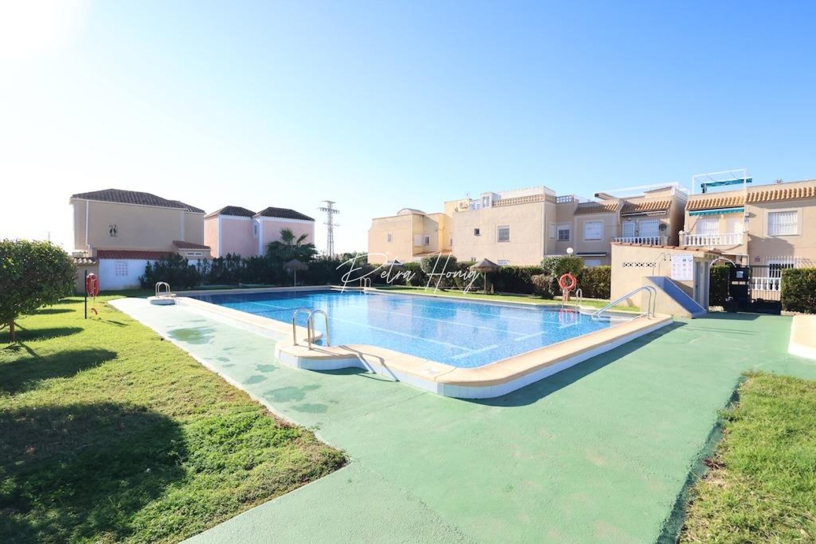Til Salgs - Bungalow - Torrevieja - Torretas