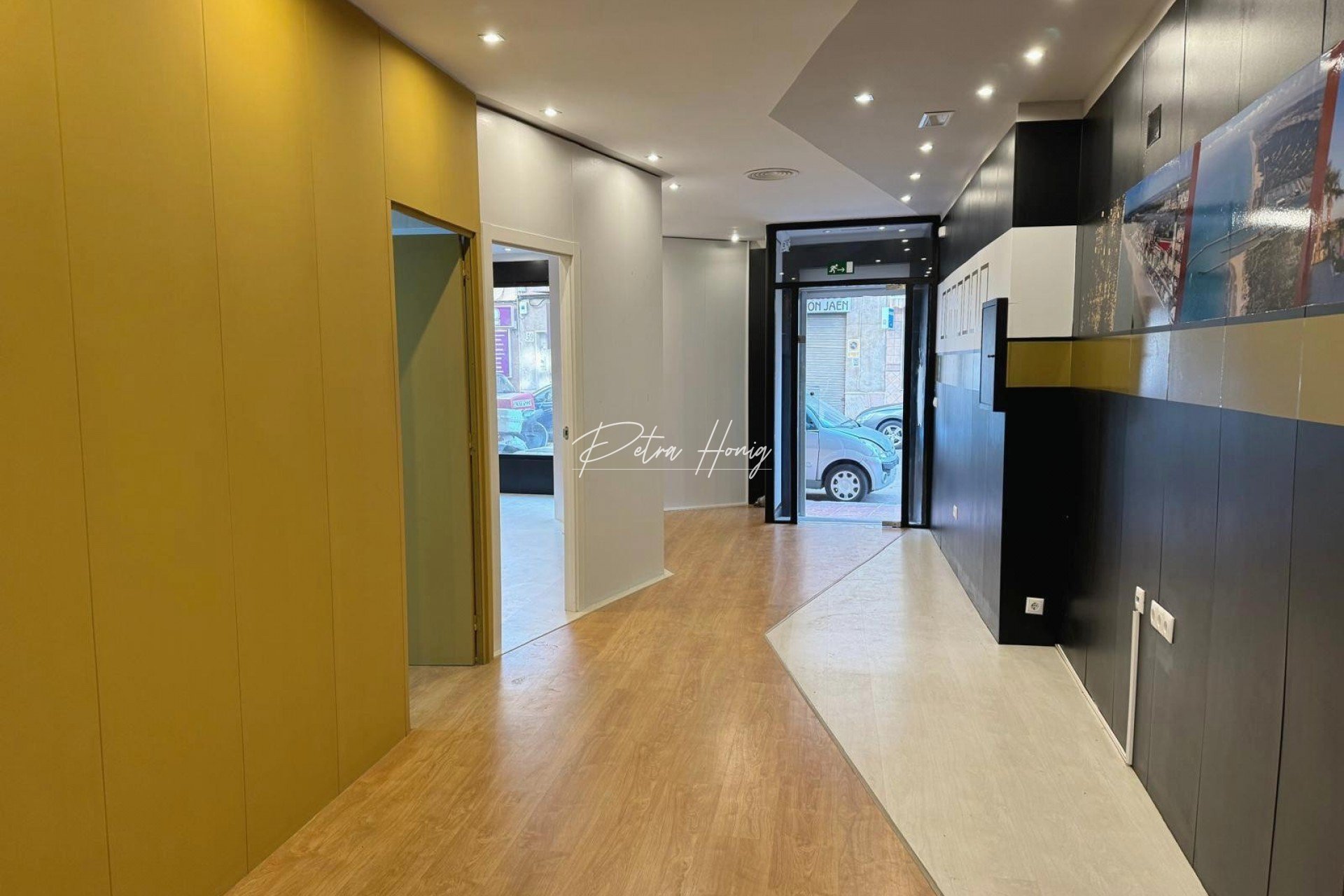 Til Salgs - Commercial - Guardamar del Segura - Centro
