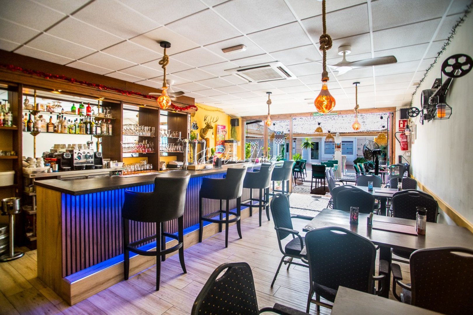 Til Salgs - Commercial - Other areas - Los Balcones Y los Altos