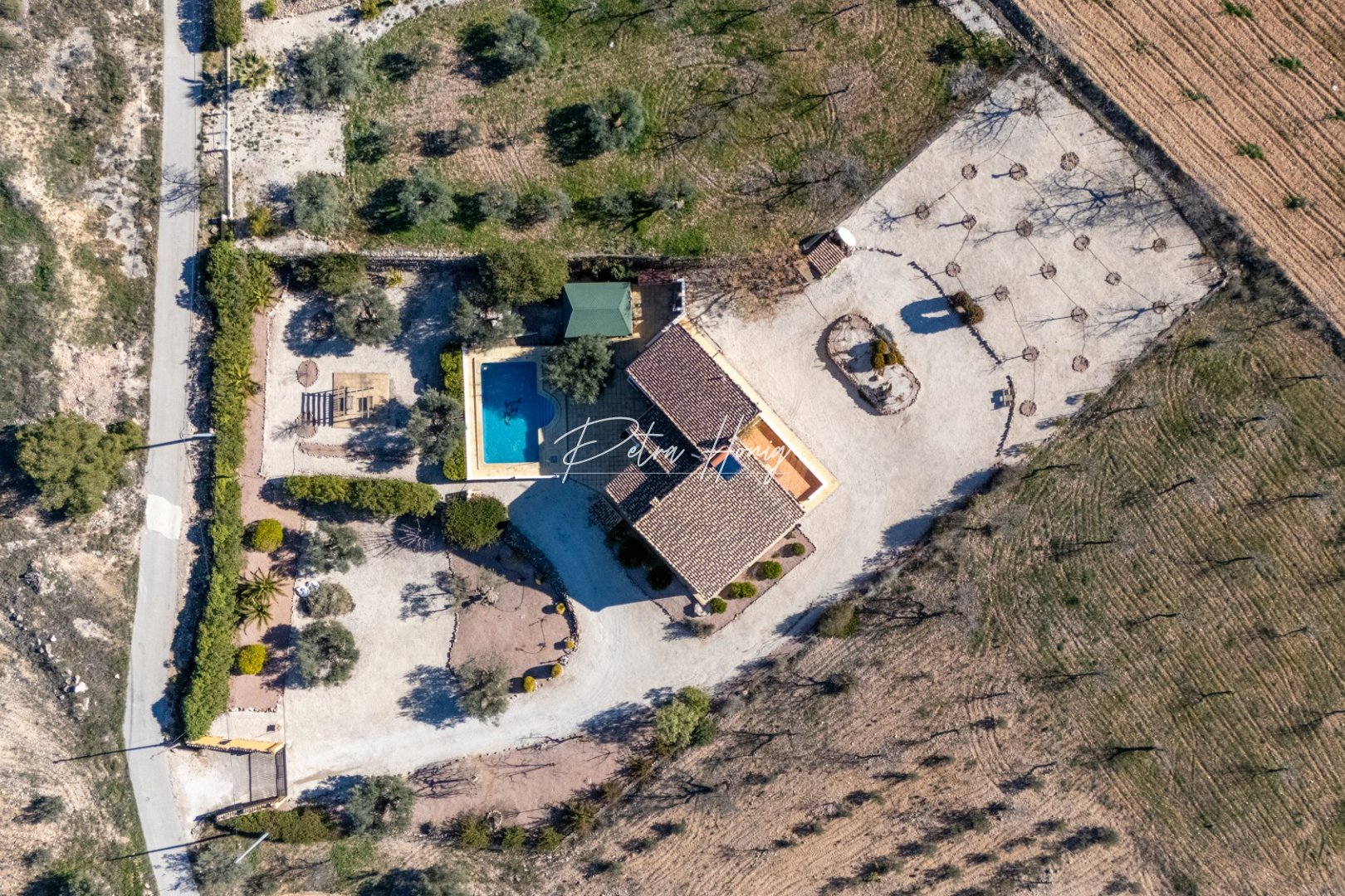 Til Salgs - Finca - Country Property - Other areas - La Zarza