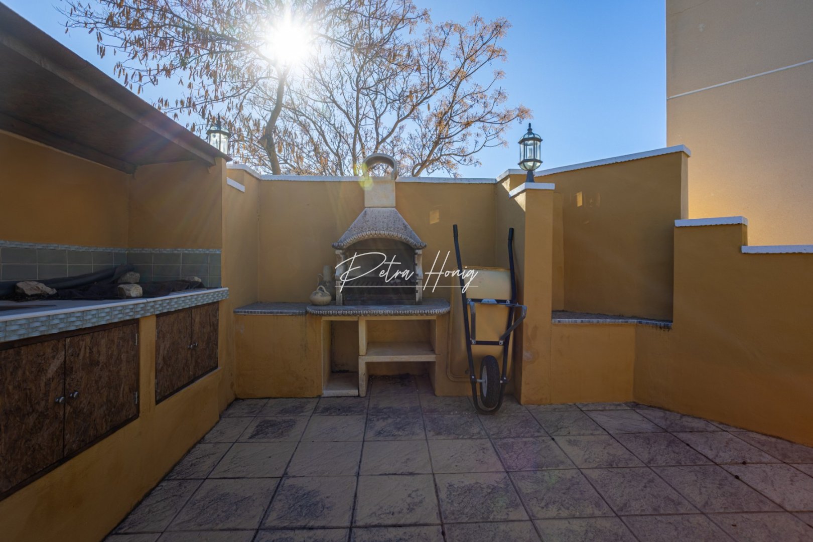 Til Salgs - Finca - Country Property - Other areas - La Zarza