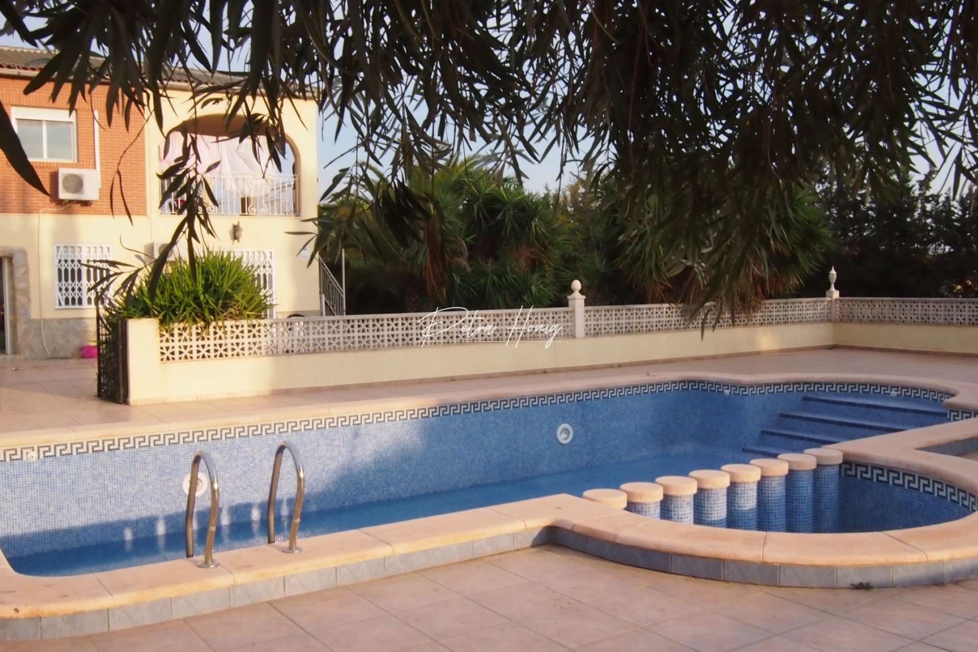 Til Salgs - Finca - Crevillente