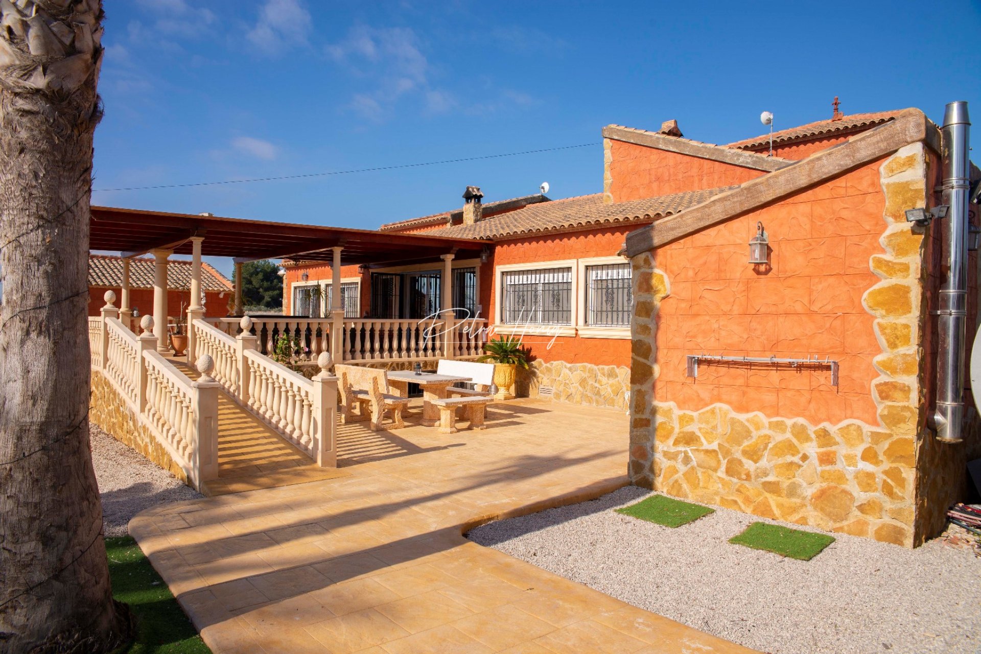Til Salgs - Finca - Dolores