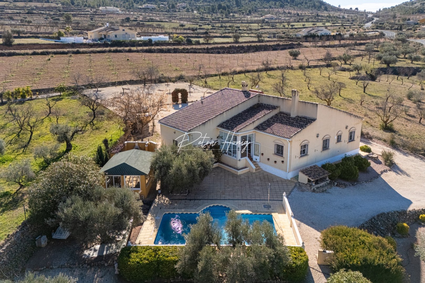 Til Salgs - Finca - Other areas - La Zarza