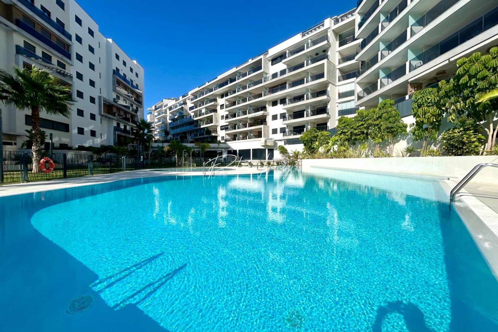 Til Salgs - Leilighet - Dehesa de campoamor - Campoamor