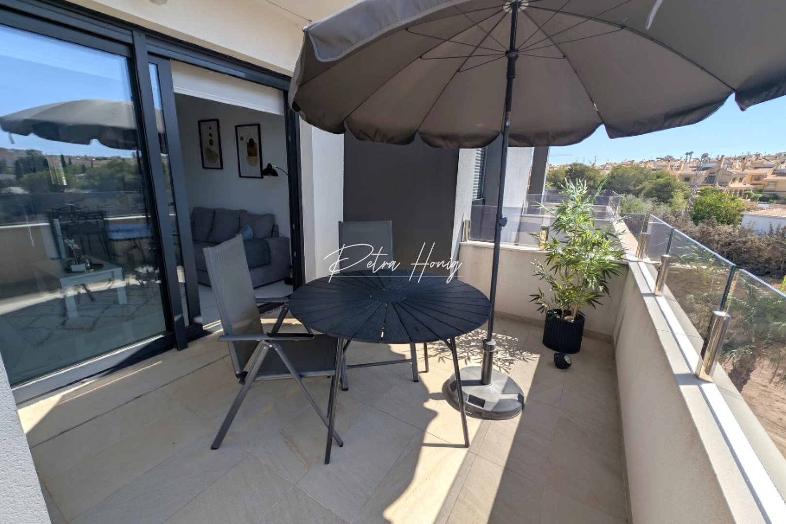 Til Salgs - Leilighet - Los Altos