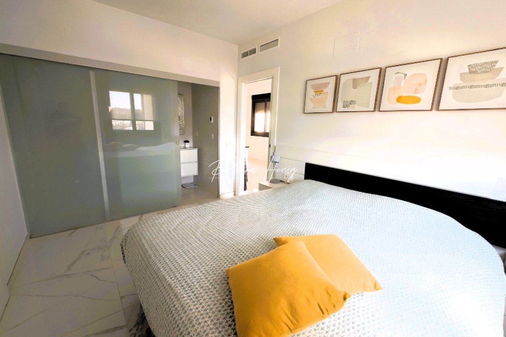 Til Salgs - Leilighet - Los Altos