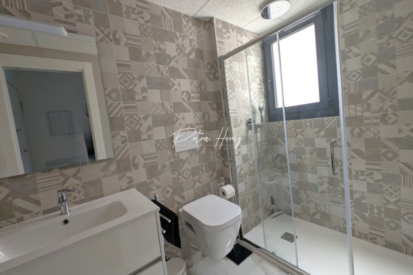 Til Salgs - Leilighet - Los Altos