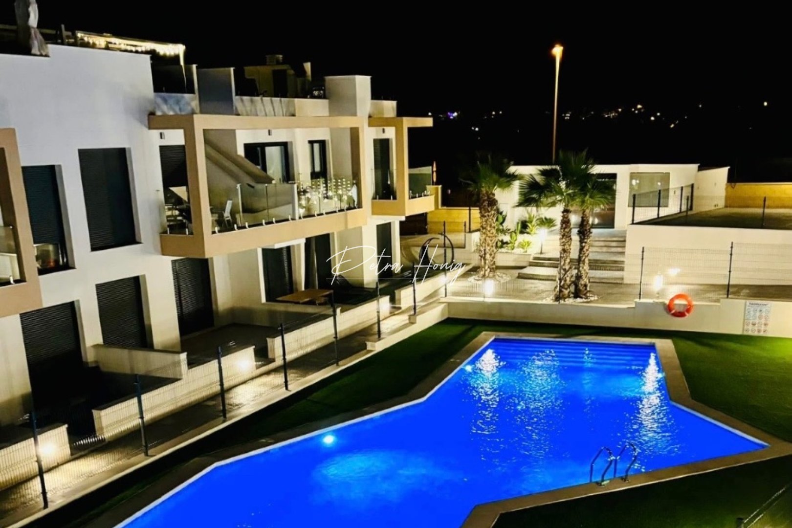 Til Salgs - Leilighet - Orihuela Costa - Villamartin