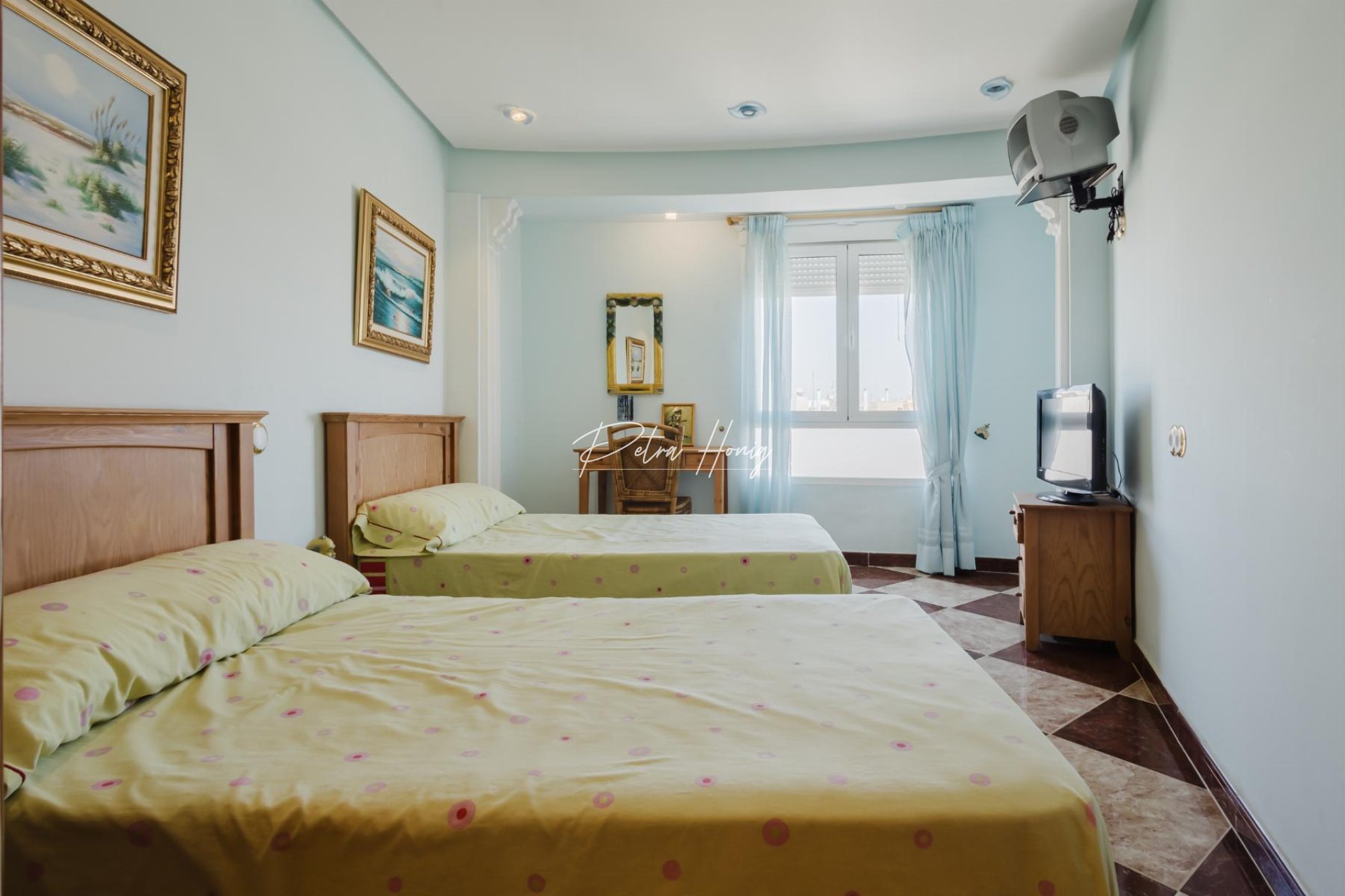 Til Salgs - Leilighet - Torrevieja - PLAYA NAUFRAGOS