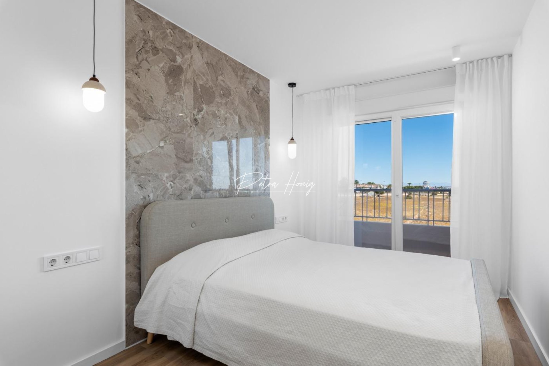 Til Salgs - Leilighet - Torrevieja - Punta prima