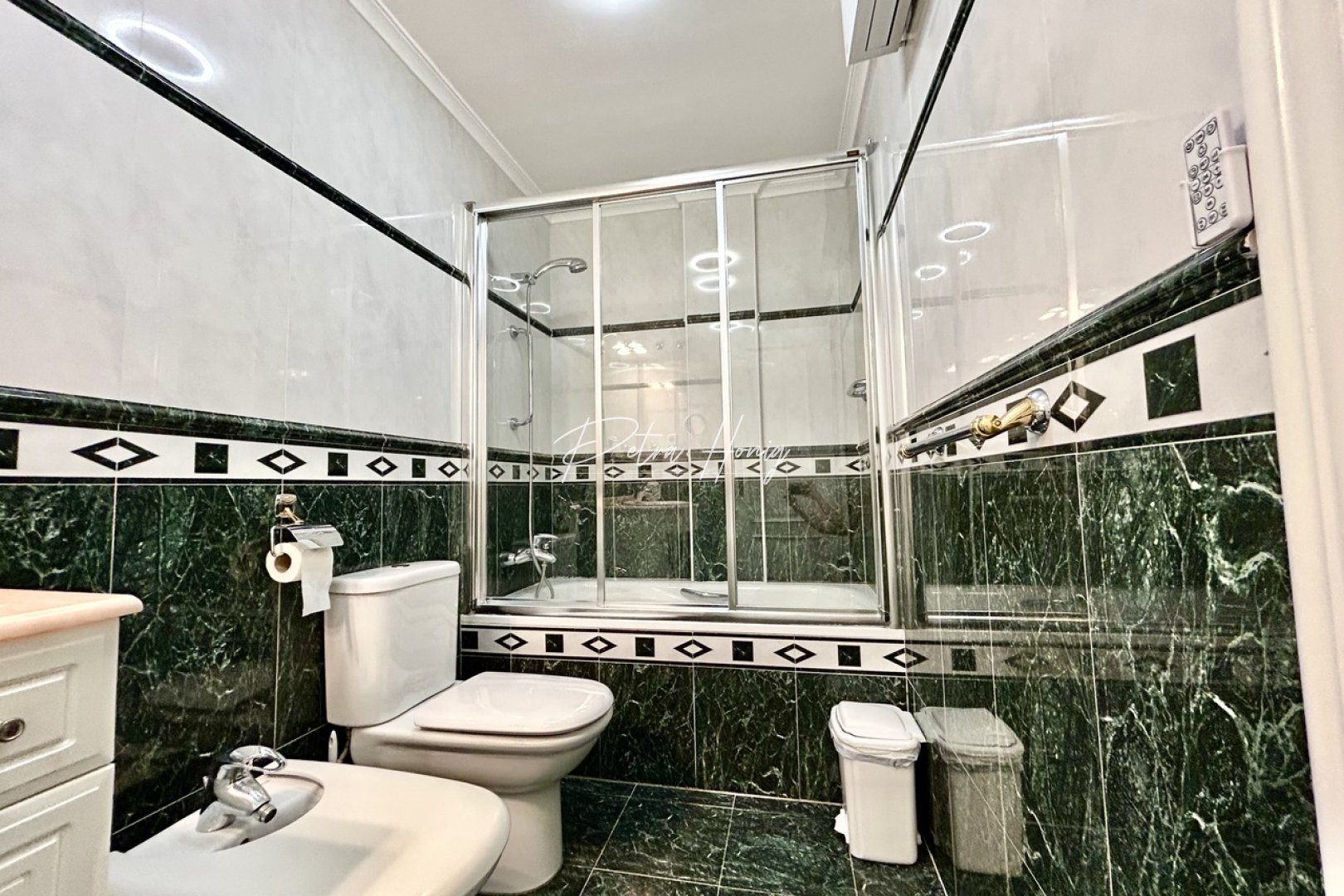 Til Salgs - Leilighet - Torrevieja