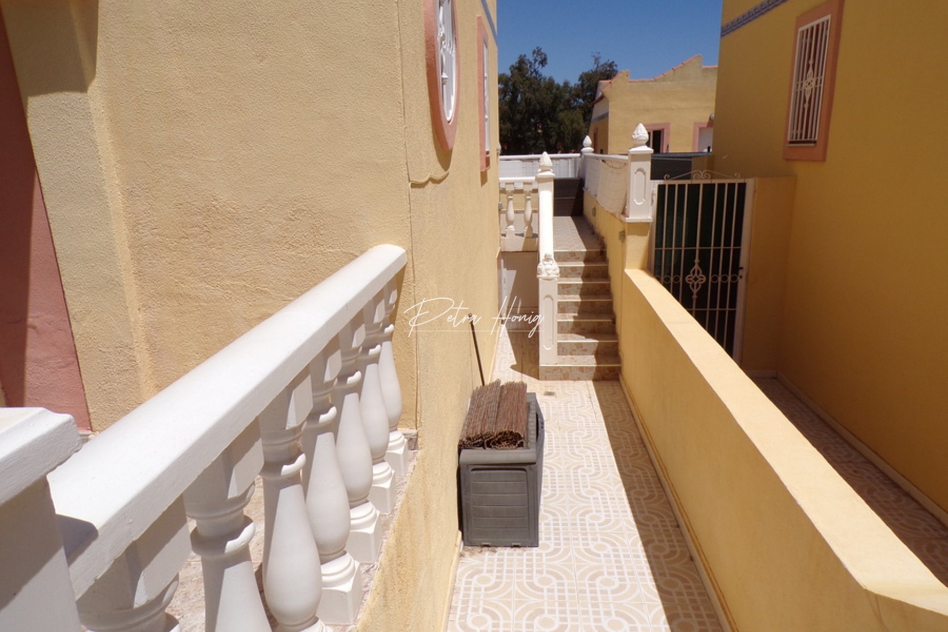 Til Salgs - Tomannsbolig - Villamartin
