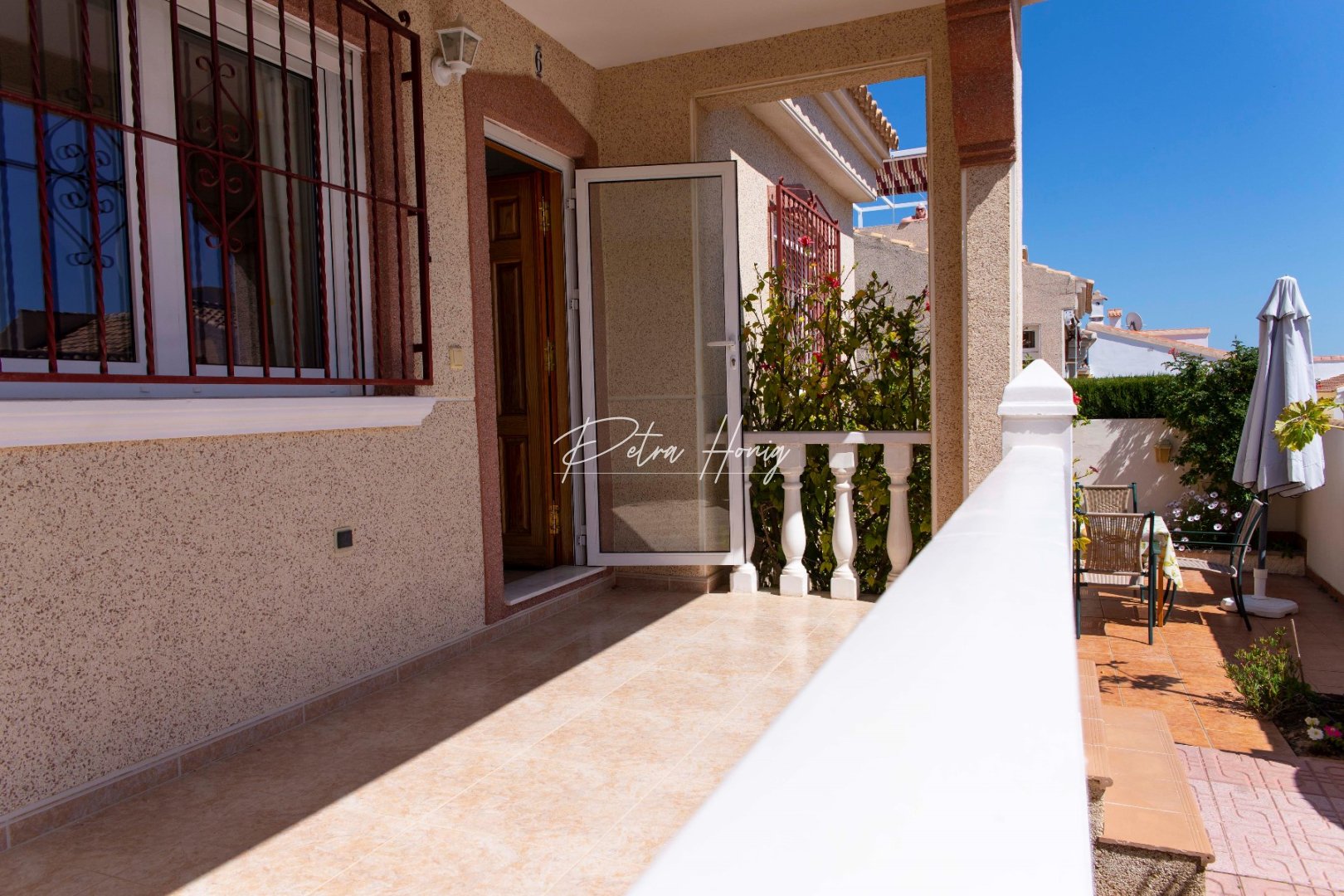 Til Salgs - Villa - Algorfa - La Finca Golf - Montemar