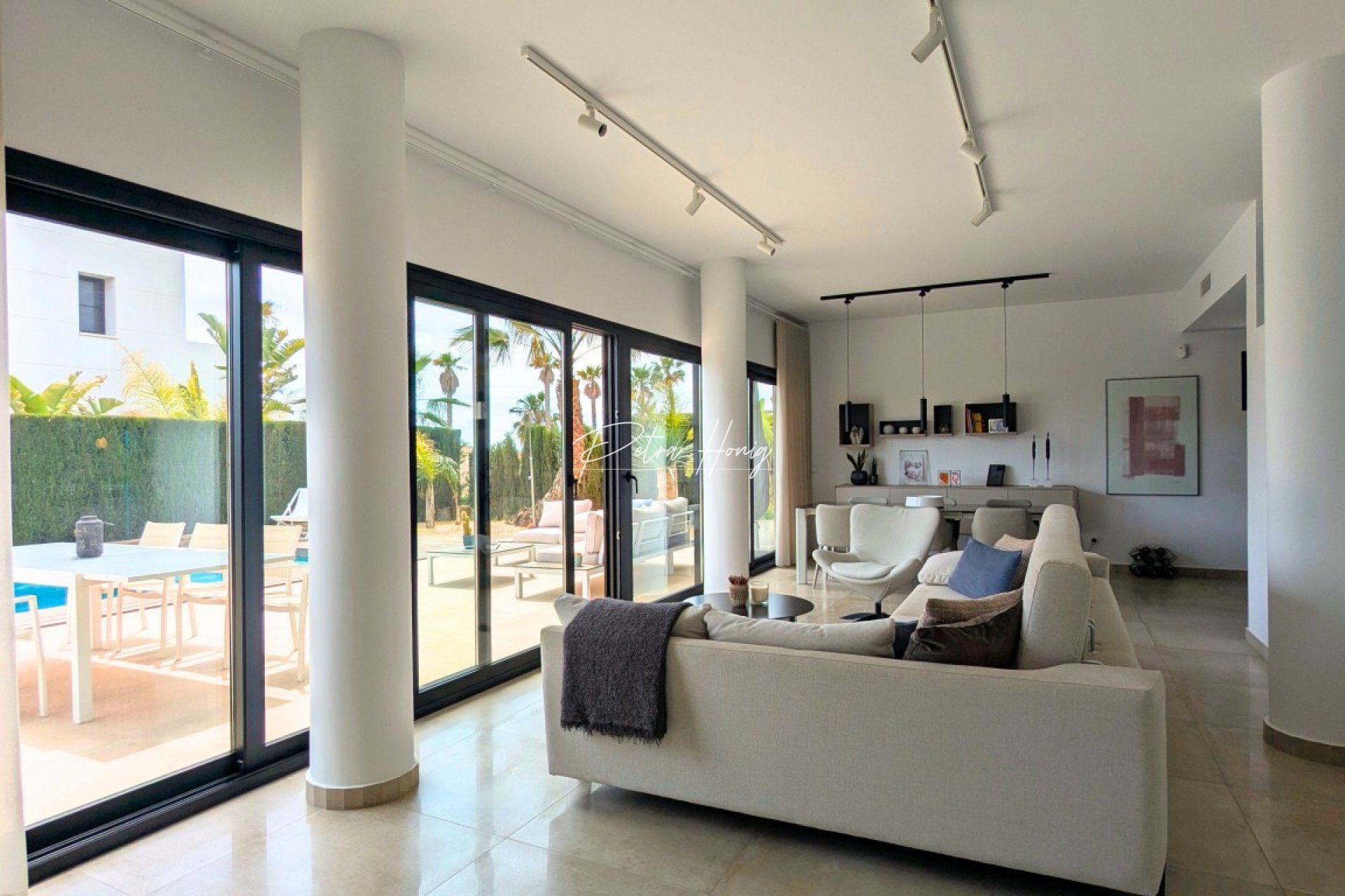 Til Salgs - Villa - Ciudad Quesada - Town Center