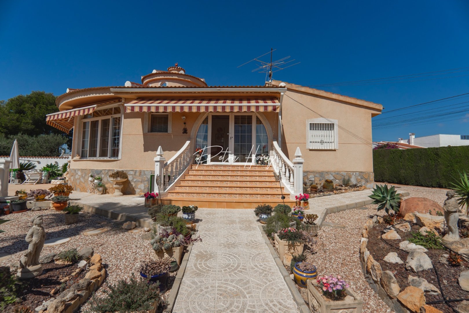 Til Salgs - Villa - Ciudad Quesada - Town Center