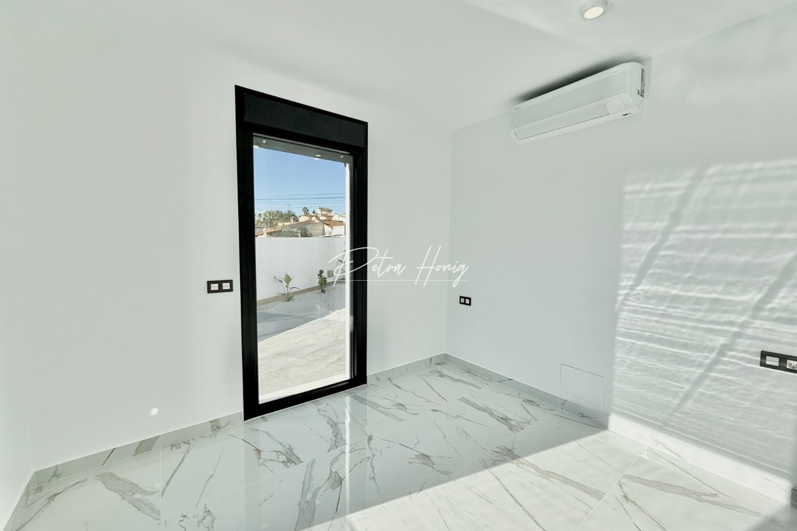 Til Salgs - Villa - Ciudad Quesada