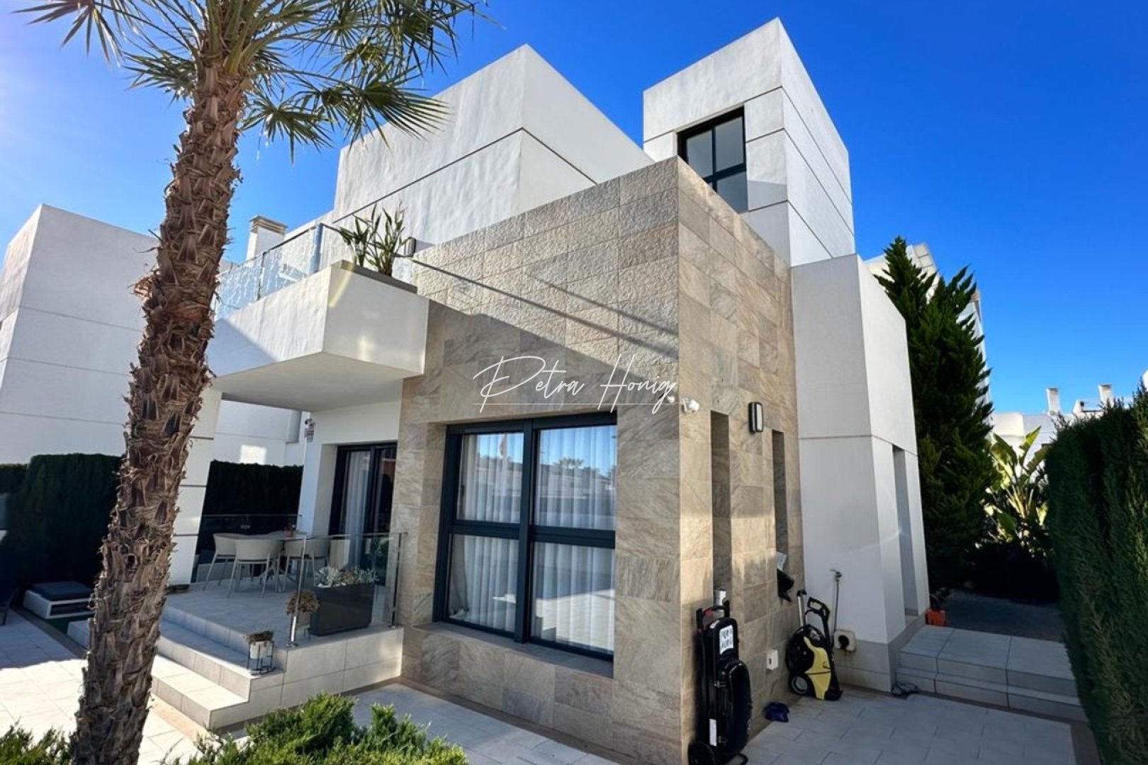 Til Salgs - Villa - Ciudad Quesada