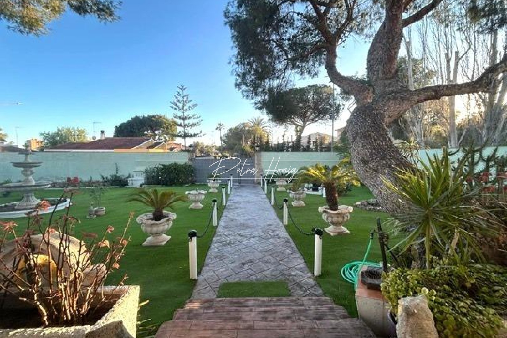 Til Salgs - Villa - Dehesa de campoamor - Campoamor