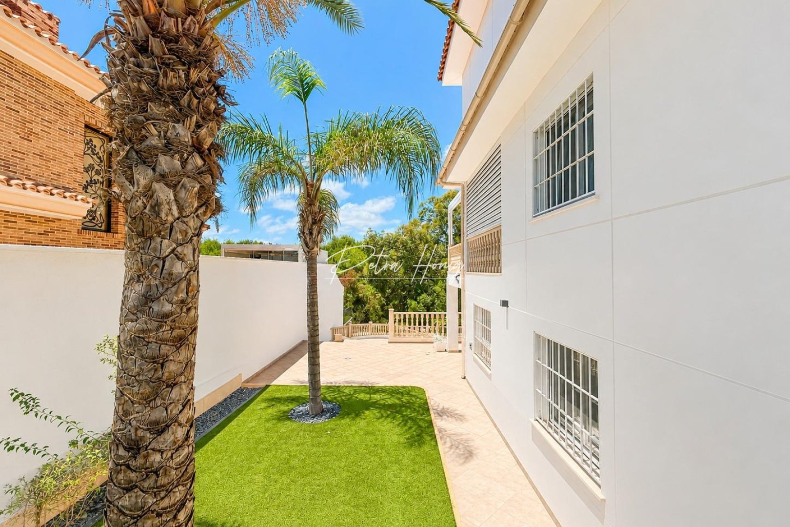 Til Salgs - Villa - Dehesa de campoamor - Campoamor