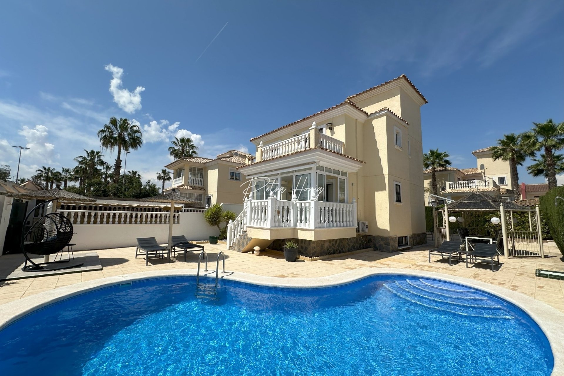 Til Salgs - Villa - El Raso - El Raso, Guardamar