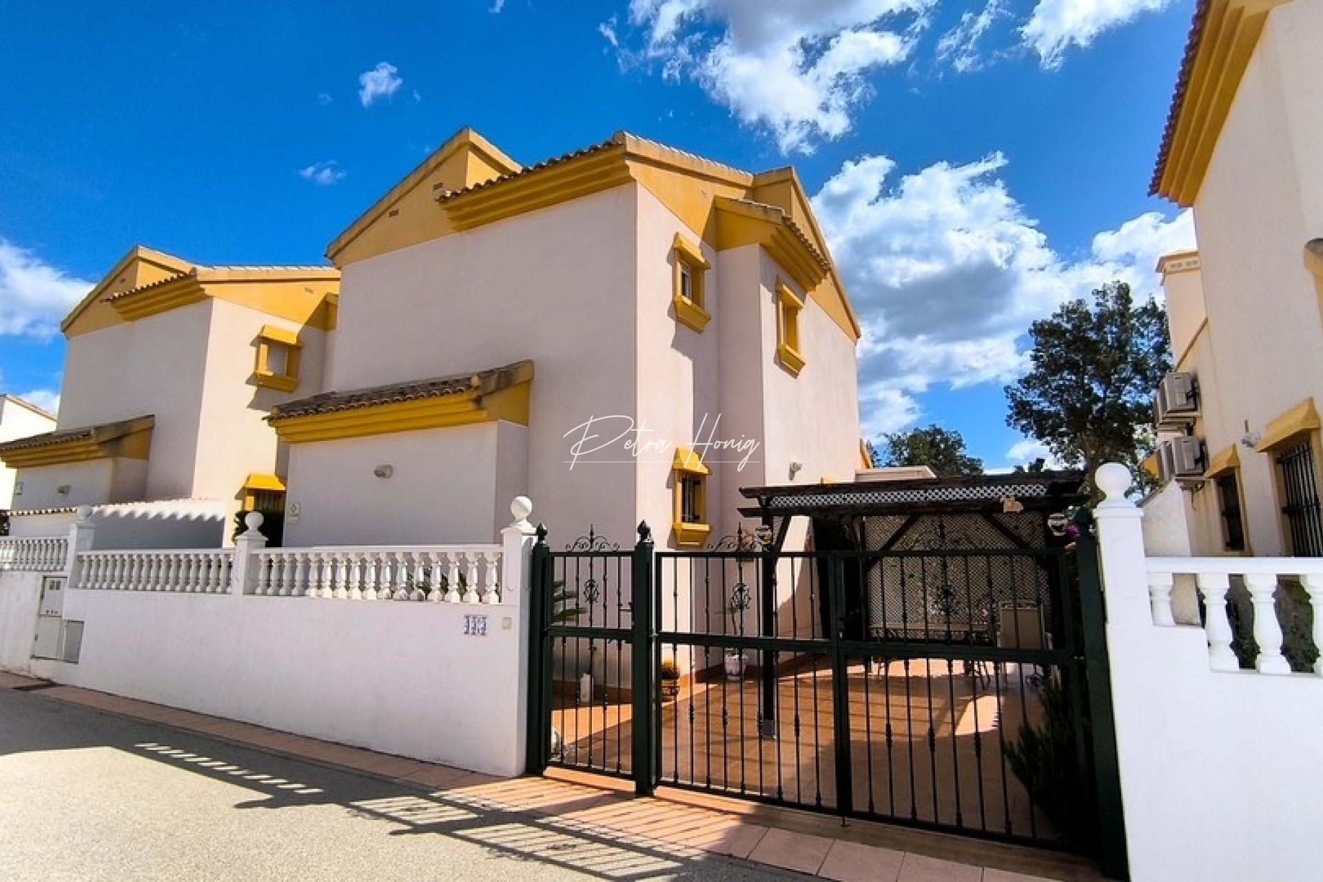Til Salgs - Villa - El Raso - El Raso, Guardamar