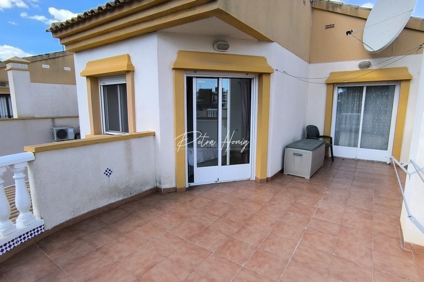 Til Salgs - Villa - Guardamar del Segura - El Raso, Guardamar