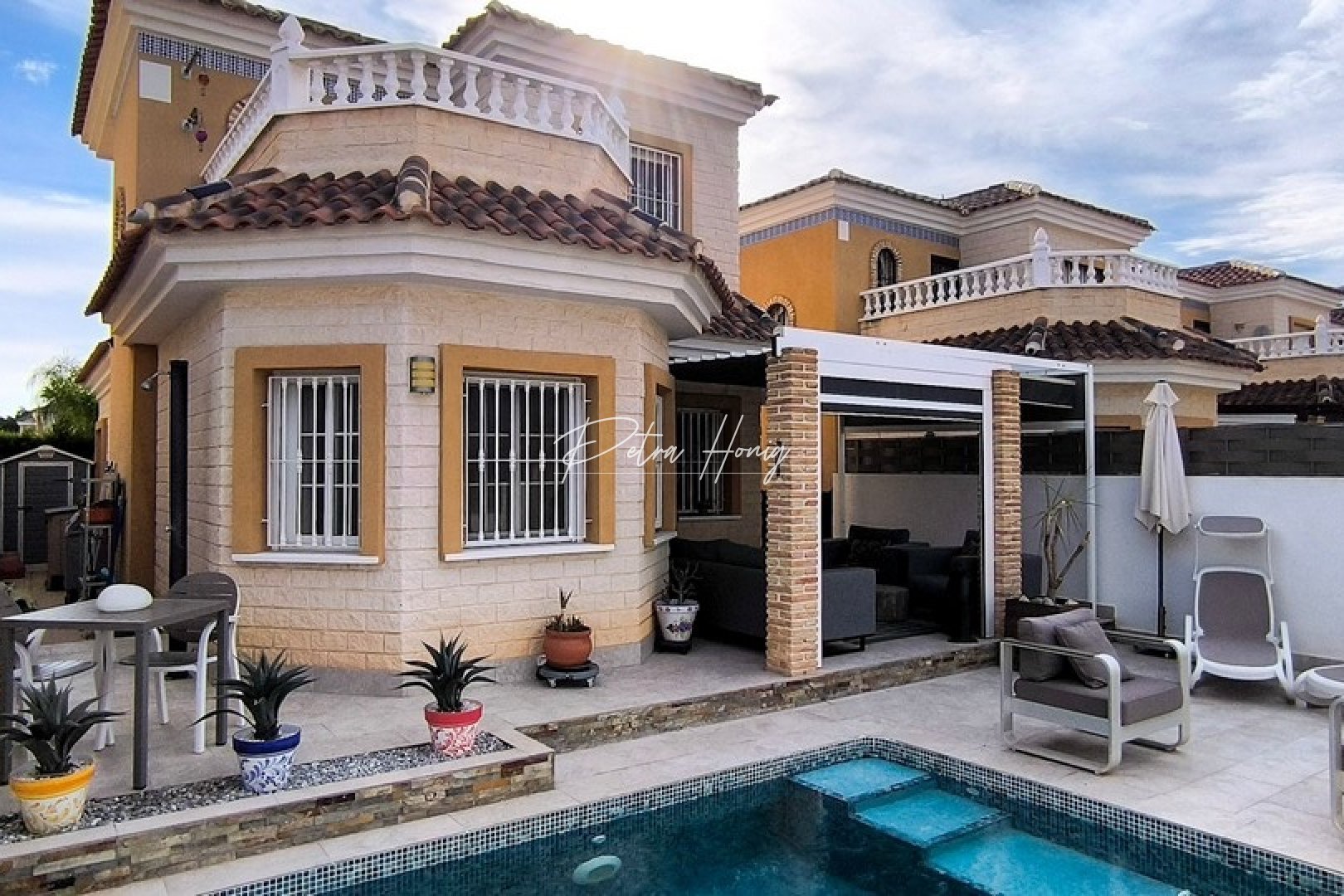 Til Salgs - Villa - Guardamar del Segura - El Raso, Guardamar