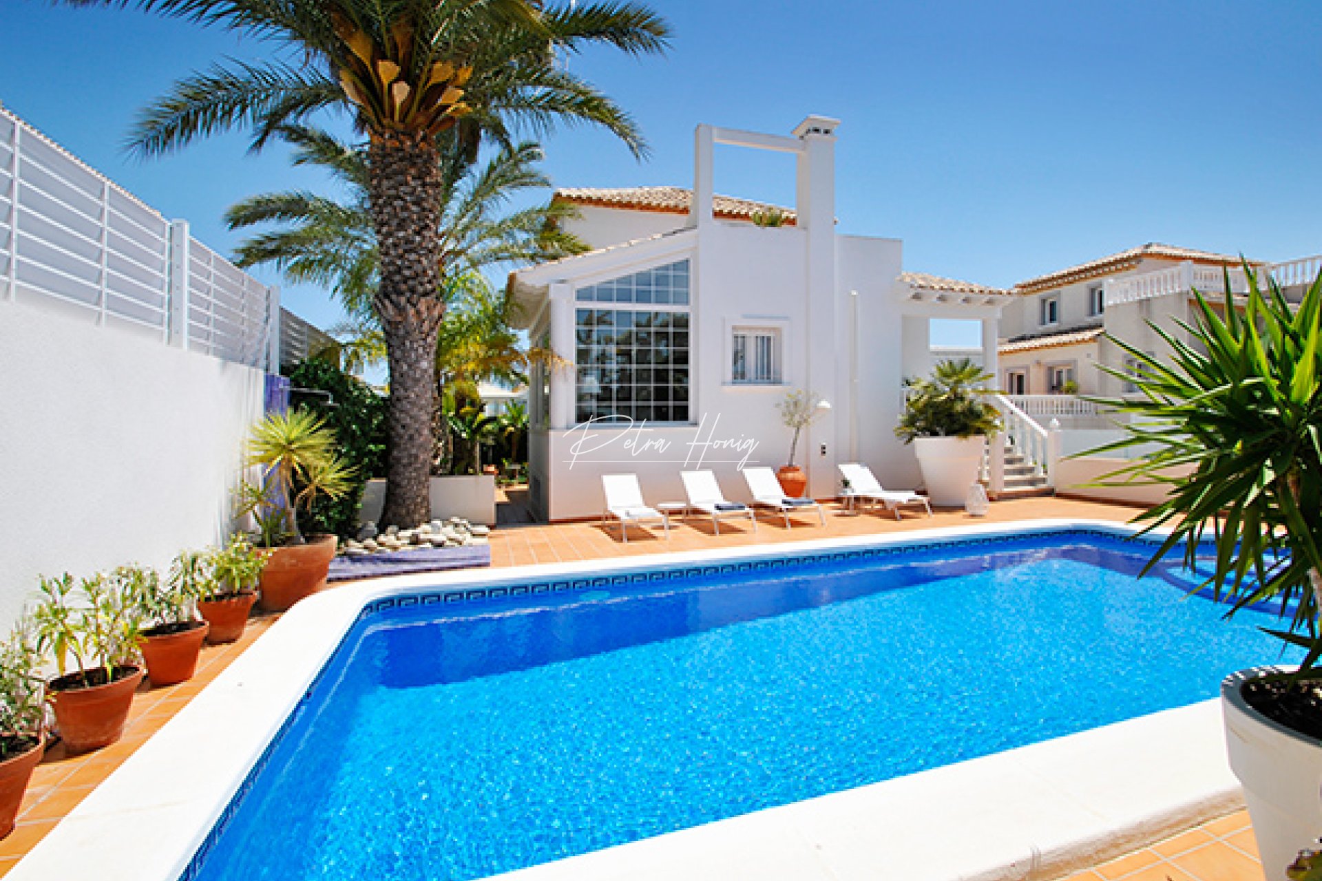 Til Salgs - Villa - La Marina