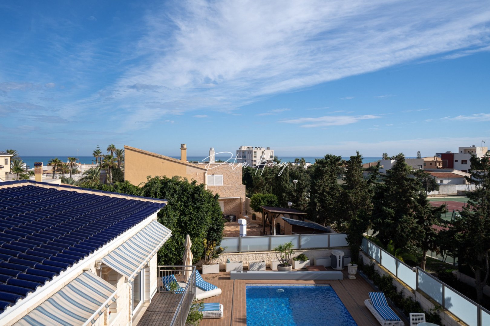 Til Salgs - Villa - La Mata