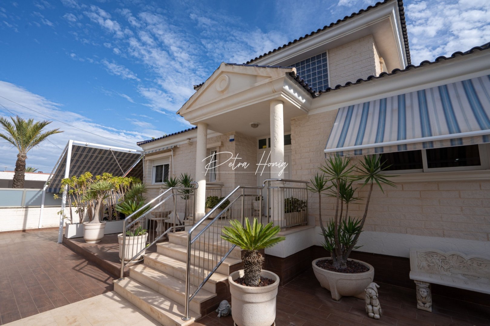 Til Salgs - Villa - La Mata