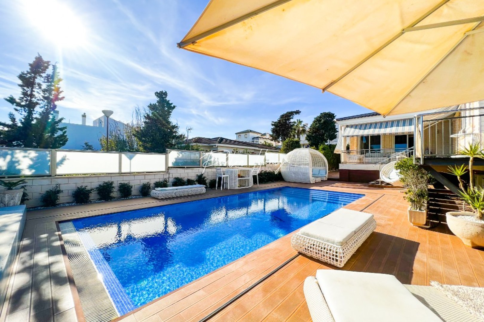 Til Salgs - Villa - La Mata