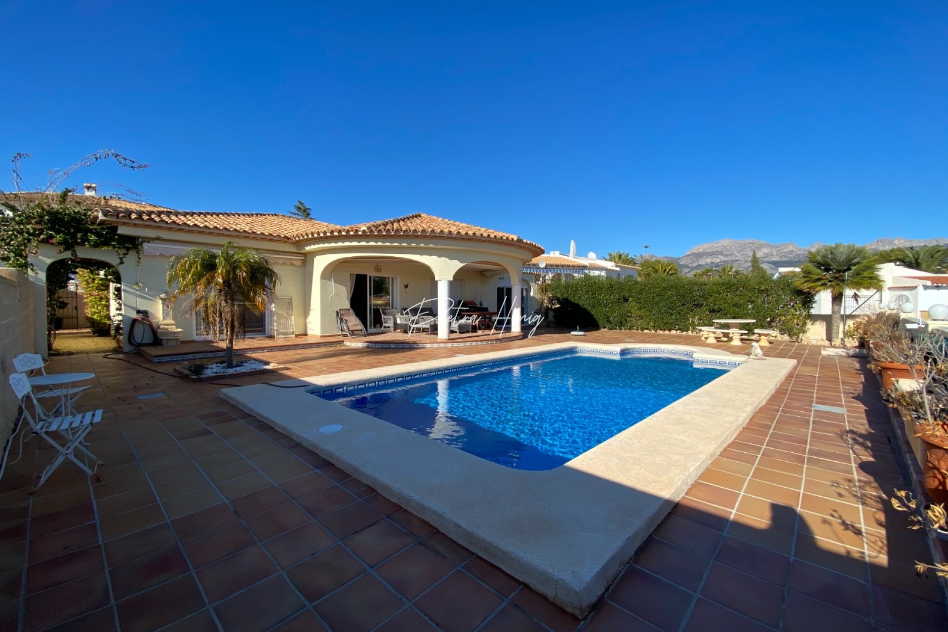 Til Salgs - Villa - la Nucia - Costa Blanca North