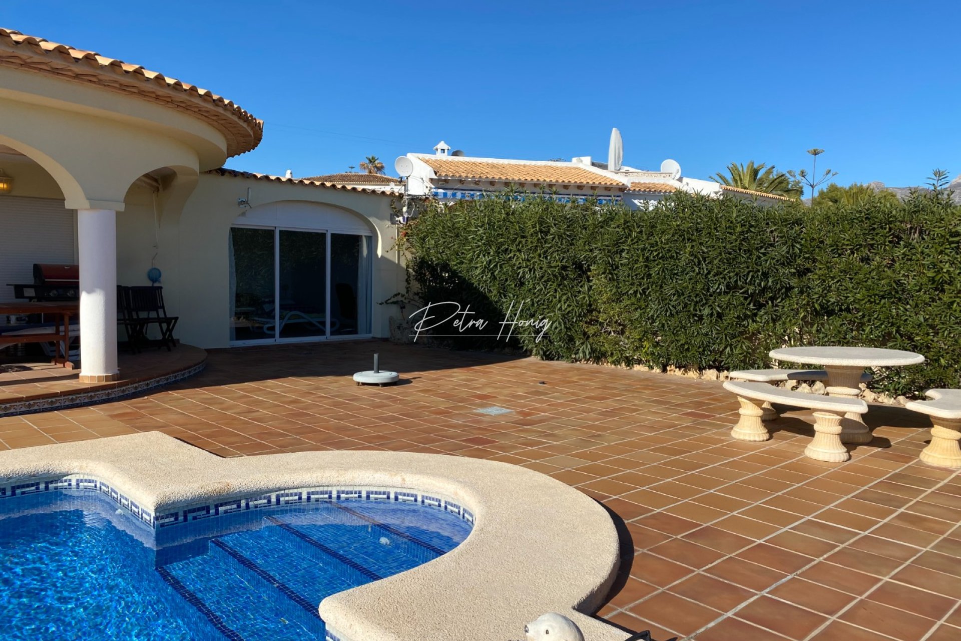 Til Salgs - Villa - la Nucia - Costa Blanca North