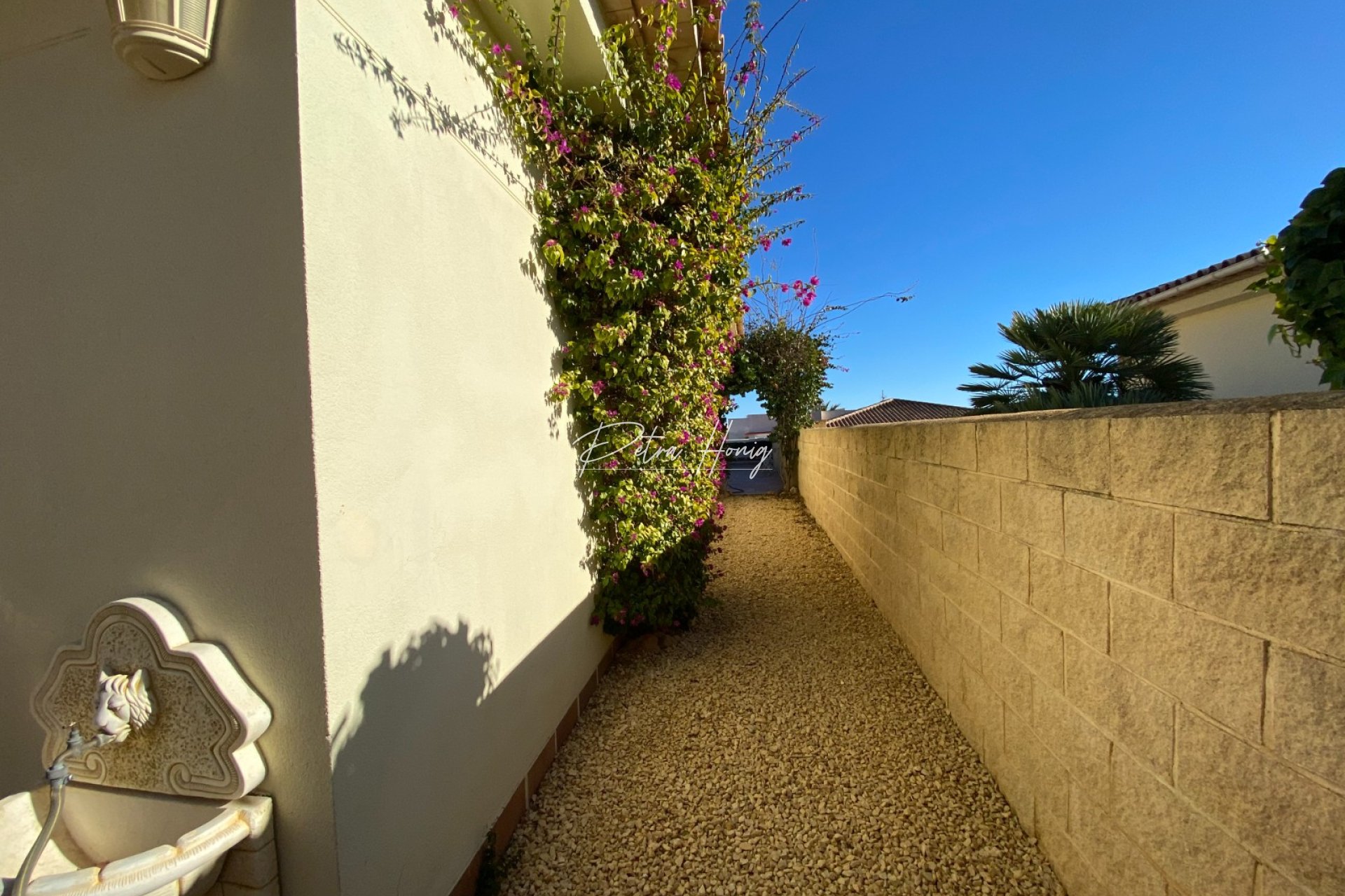 Til Salgs - Villa - la Nucia - Costa Blanca North