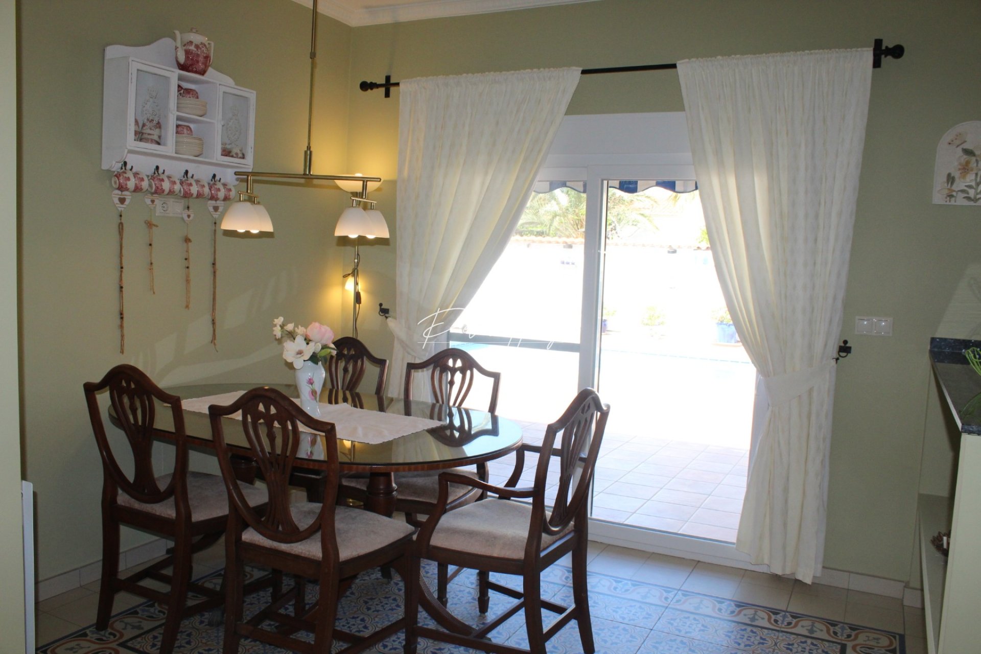 Til Salgs - Villa - La Zenia
