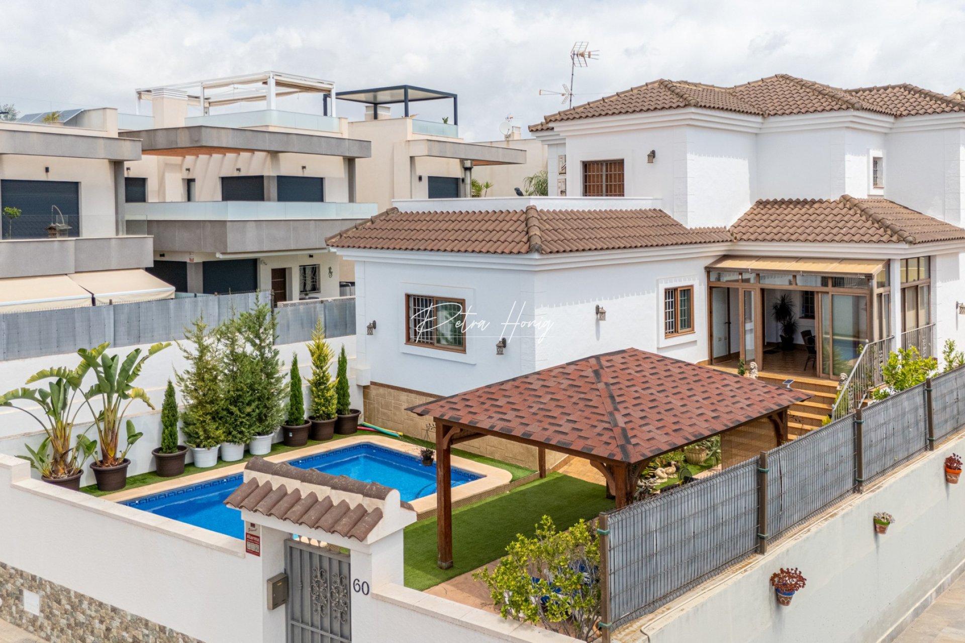 Til Salgs - Villa - Los Montesinos - La Herrada
