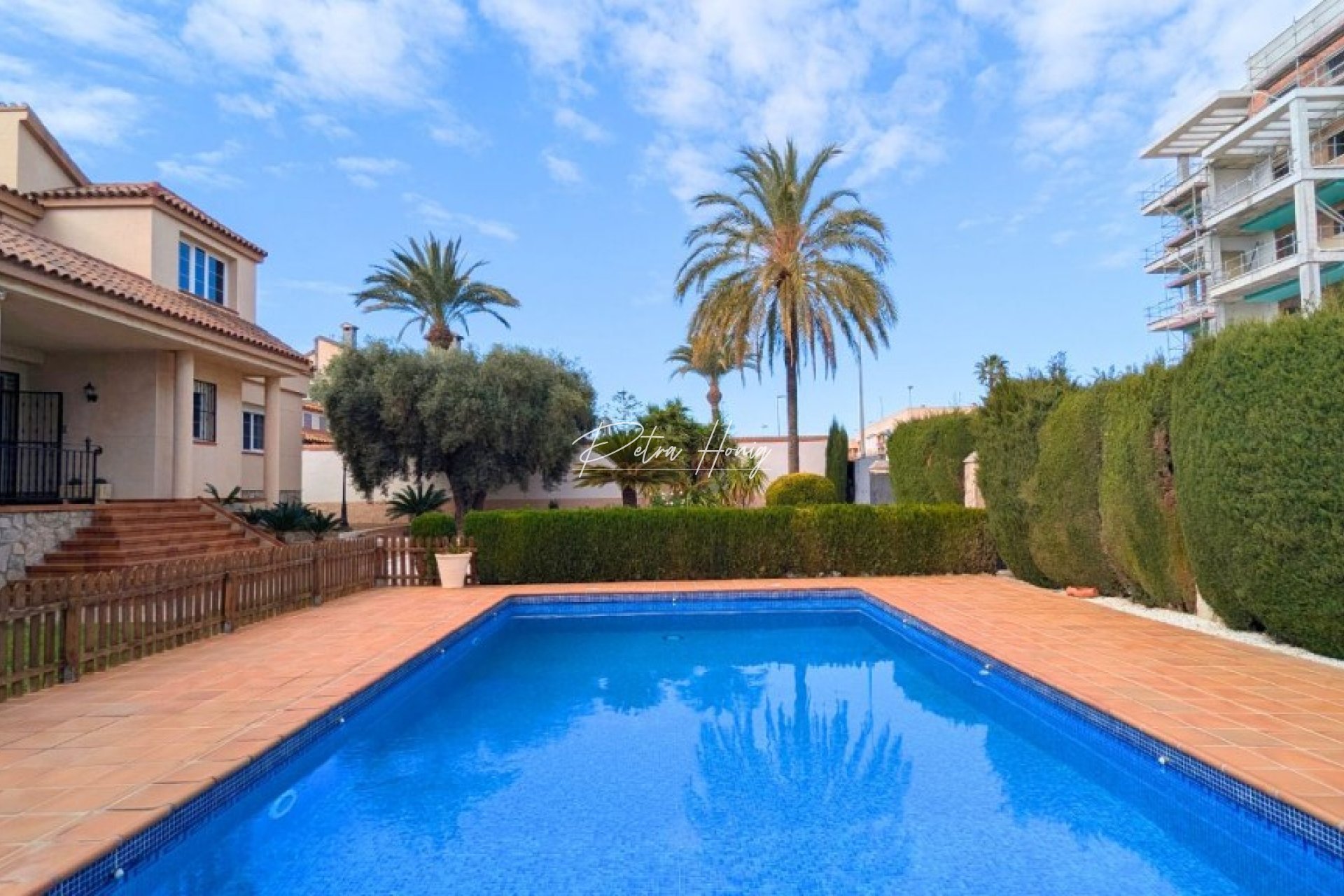 Til Salgs - Villa - Mil Palmeras