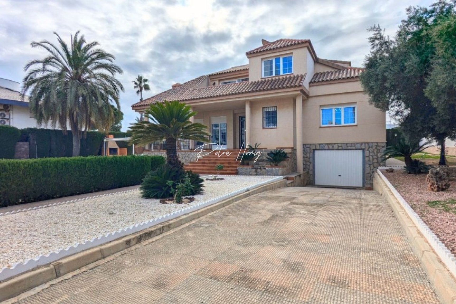 Til Salgs - Villa - Mil Palmeras