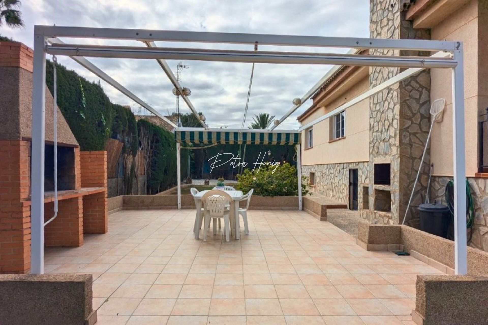 Til Salgs - Villa - Mil Palmeras