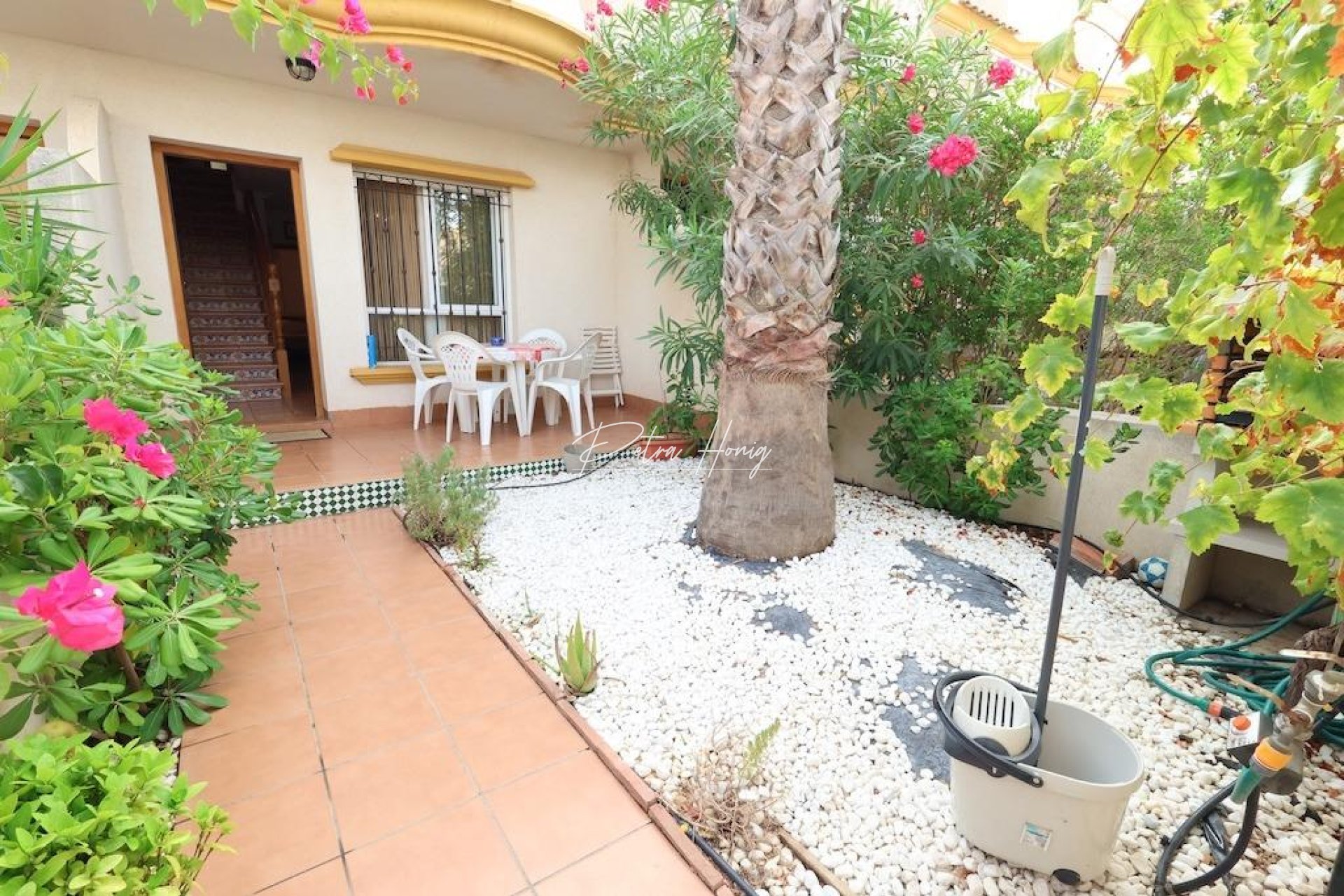 Til Salgs - Villa - Orihuela Costa - Cabo Roig