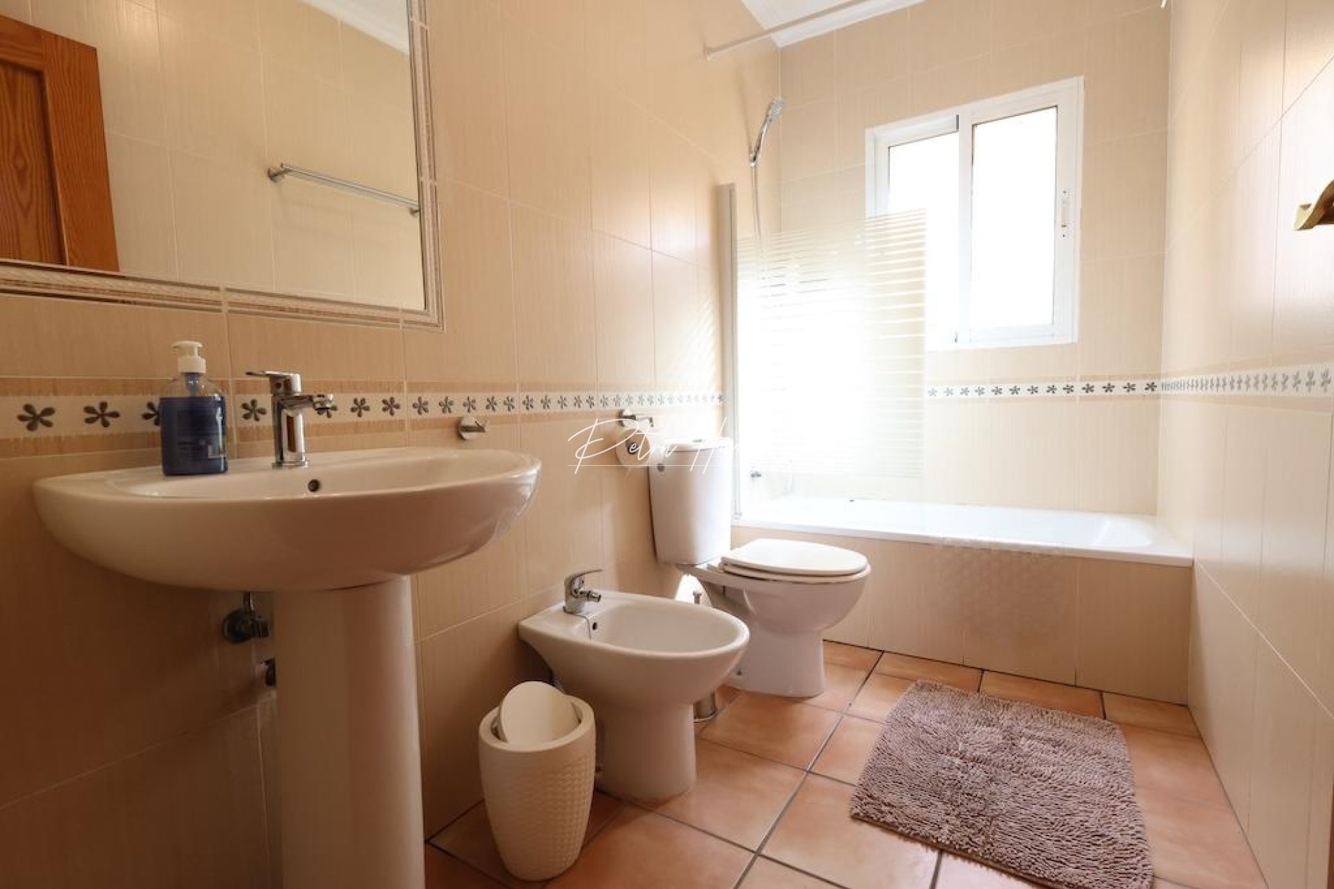 Til Salgs - Villa - Orihuela Costa - Cabo Roig