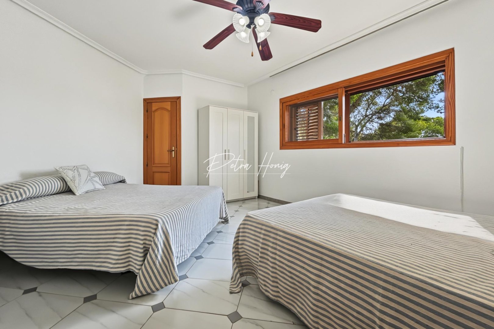 Til Salgs - Villa - Orihuela Costa - Campoamor