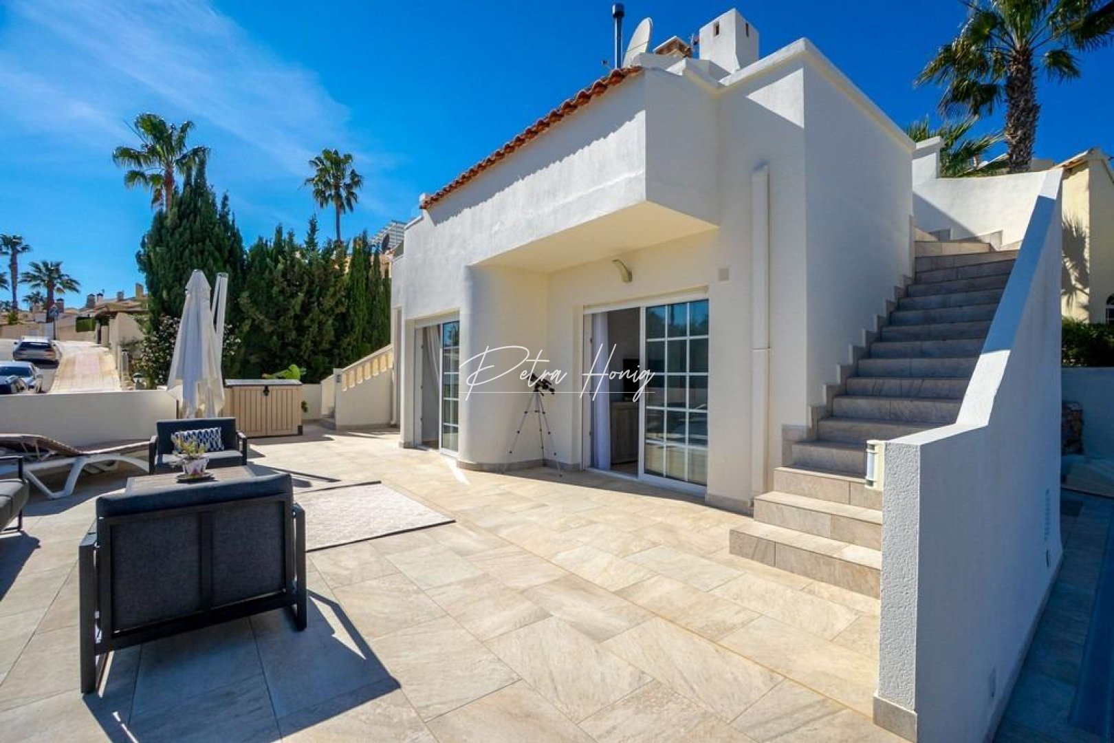 Til Salgs - Villa - Orihuela Costa - Las Ramblas