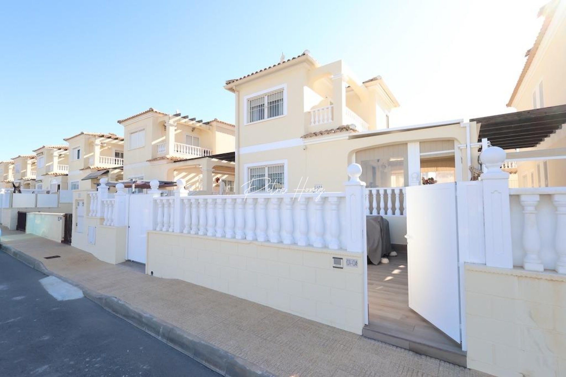 Til Salgs - Villa - Orihuela Costa - Lomas de Cabo Roig