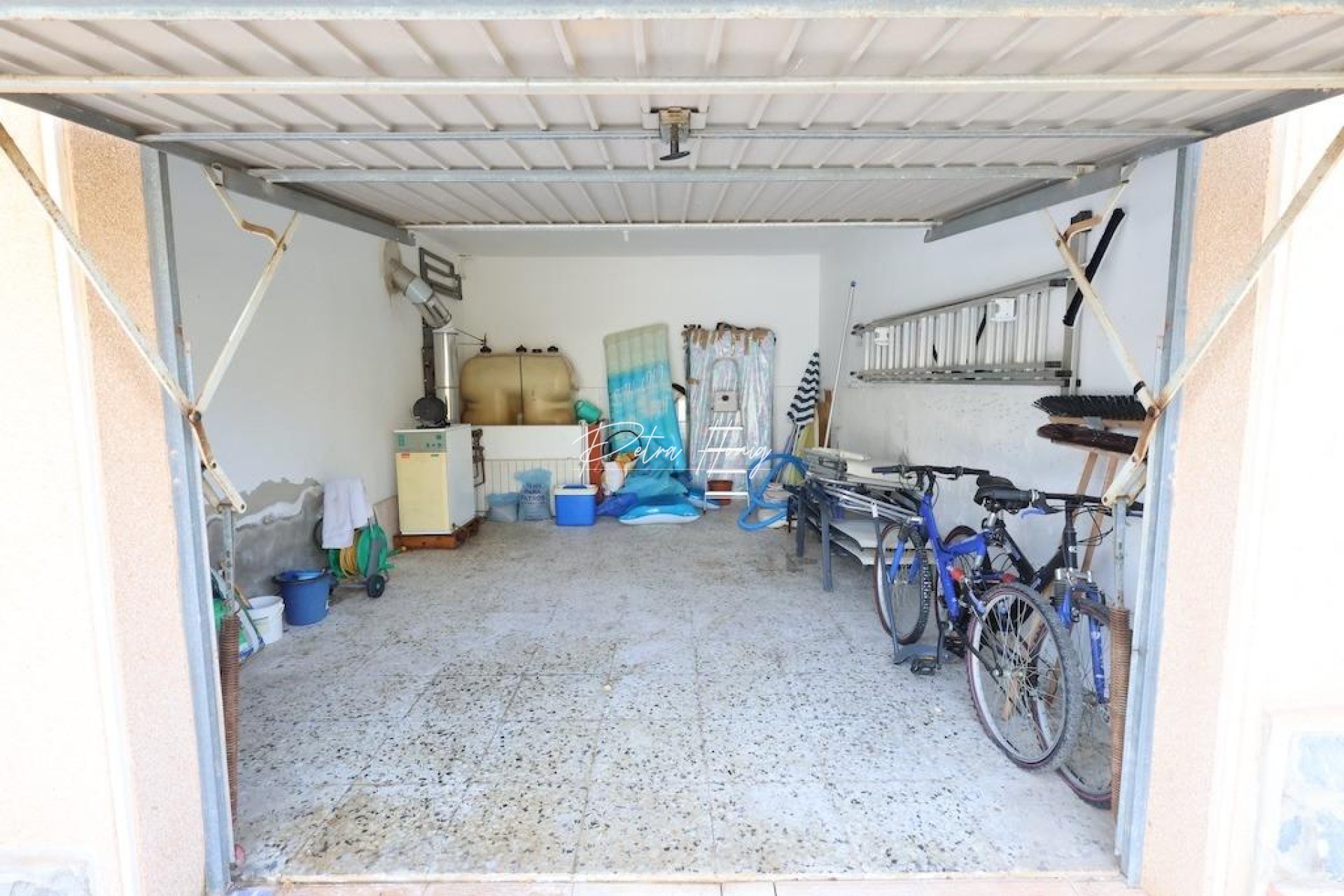 Til Salgs - Villa - Orihuela Costa - Los Balcones