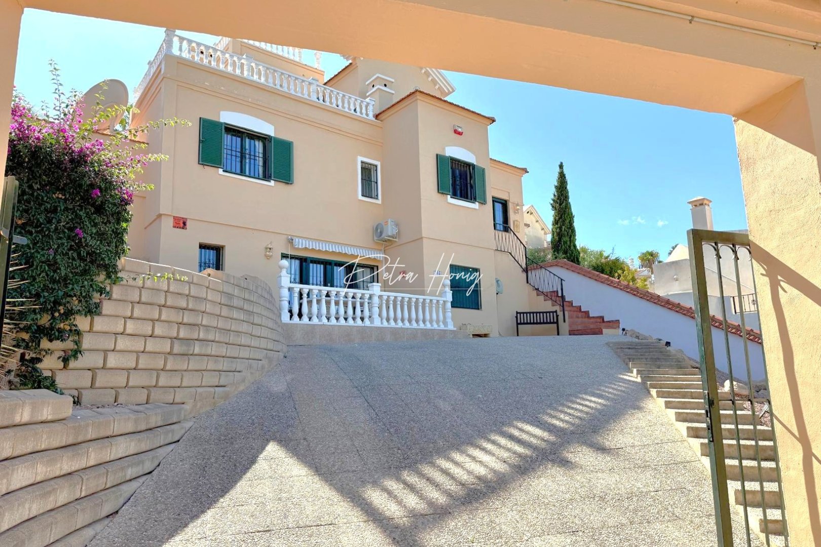 Til Salgs - Villa - Orihuela Costa - Los Dolses