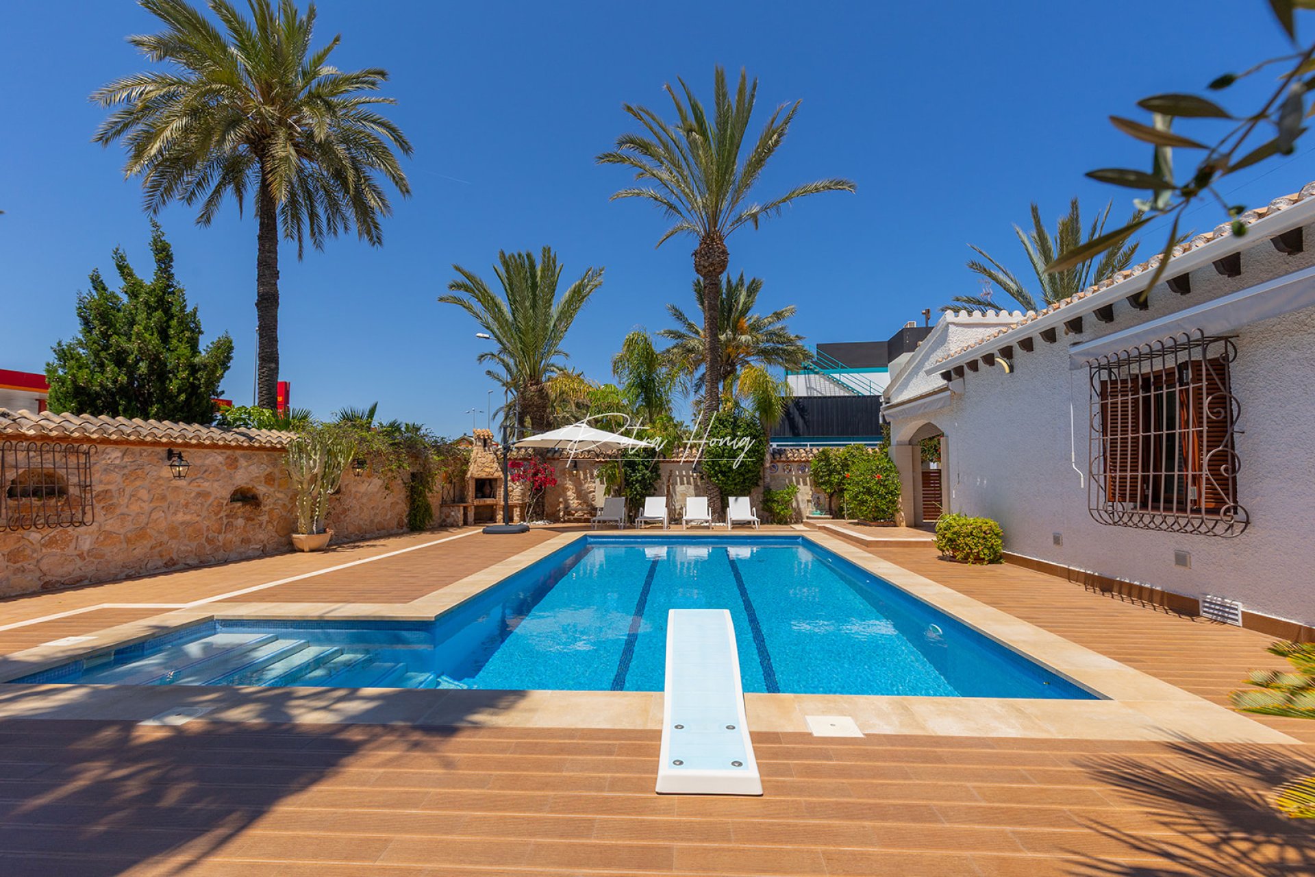 Til Salgs - Villa - Orihuela Costa - Punta Prima